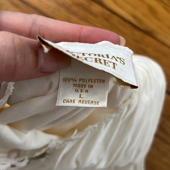 Victorias Secret Vintage Cottagecore Nightgown in Large - Picture 4 of 4